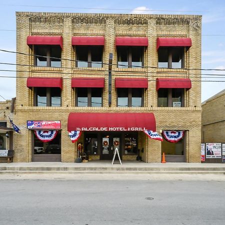 The Alcalde Hotel By Oyo Gonzales Екстериор снимка